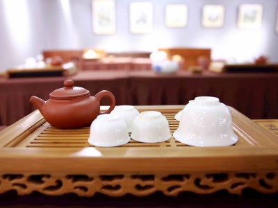 千萬別做兼職茶藝師，女人學(xué)茶藝好嗎？