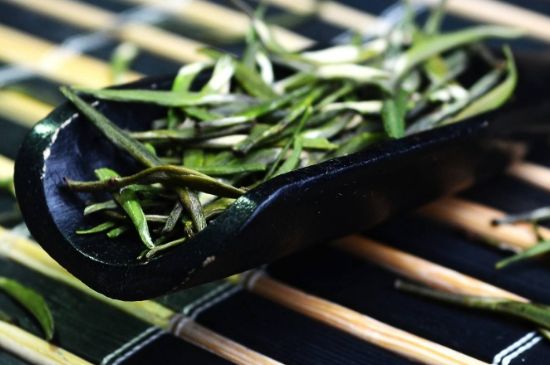 老茶和新茶哪個好，老茶好喝還是新茶好喝