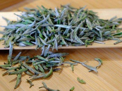 白毫銀針放幾年最好，白毫銀針什么年份最好？