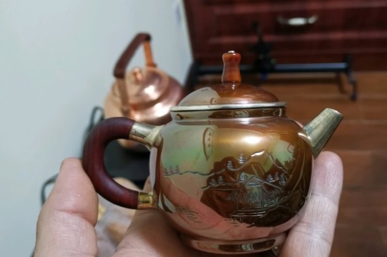 常見的七大材質(zhì)的茶具優(yōu)缺點(diǎn)，用什么材質(zhì)的茶具泡茶最好？