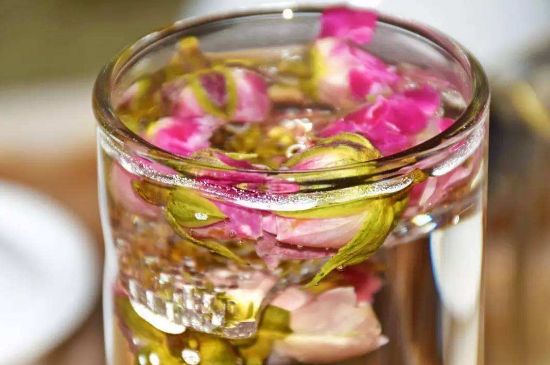 好玫瑰花茶多少錢一斤啊，玫瑰花茶價(jià)格多少錢合理？