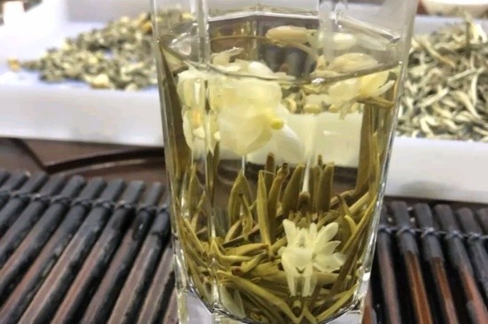 茉莉花花茶能煮嗎，喝茉莉花茶適合煮好還是泡好？