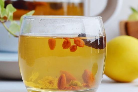 菊花茶的最佳搭配有哪幾樣，菊花茶和什么搭配喝效果好？