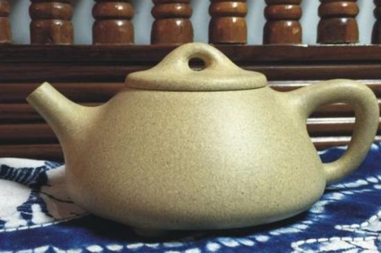 本山綠泥怎么分辨真假，真正的本山綠泥紫砂壺怎么鑒別？