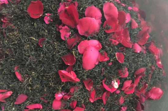 玫瑰花泡水喝的9大禁忌，喝玫瑰花茶有什么禁忌