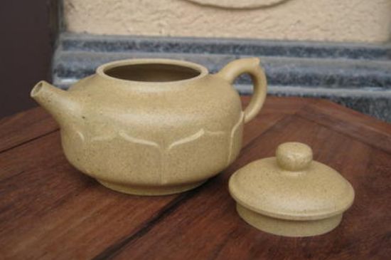 本山綠泥怎么分辨真假，真正的本山綠泥紫砂壺怎么鑒別？