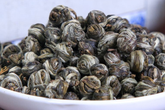 茉莉龍珠一次泡幾顆，茉莉龍珠一一杯放幾顆