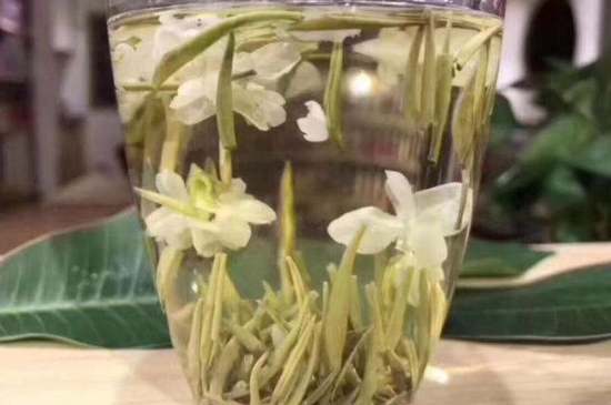 茉莉銀針適合什么人喝，茉莉銀針茶有什么功效