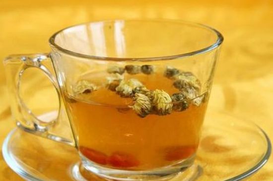 菊花茶的最佳搭配有哪幾樣，菊花茶和什么搭配喝效果好？