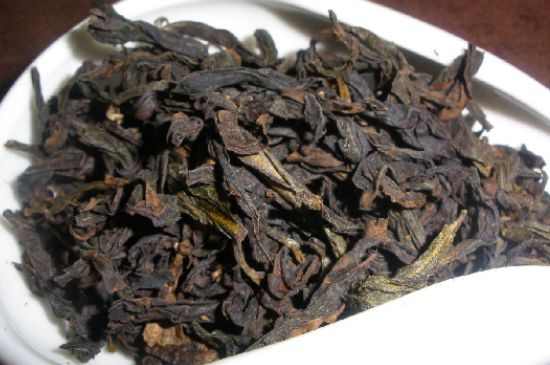 肉桂茶和大紅袍哪個貴，武夷山肉桂與大紅袍的價格比較