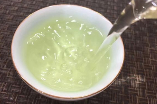 什么茶葉喝起來超級香，什么茶泡出來滿屋濃香?