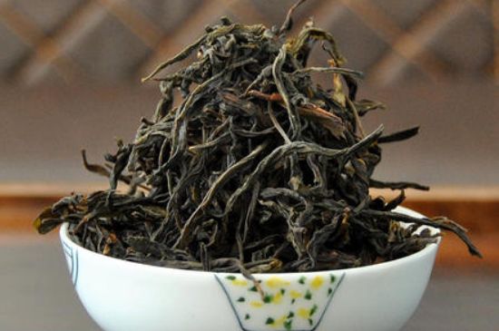 蜜蘭香和鴨屎香區(qū)別，鳳凰單樅鴨屎香vs蜜蘭香圖片對(duì)比