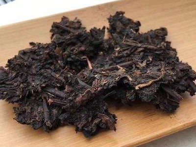 黑茶的功效與作用，長期喝黑茶有什么功效？