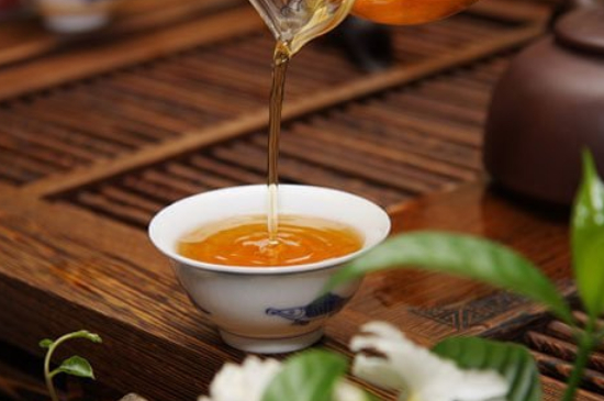 什么茶葉喝起來超級香，什么茶泡出來滿屋濃香?