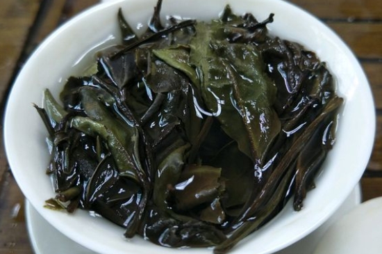 福鼎白茶貢眉和壽眉的區(qū)別，壽眉與貢眉有什么區(qū)別