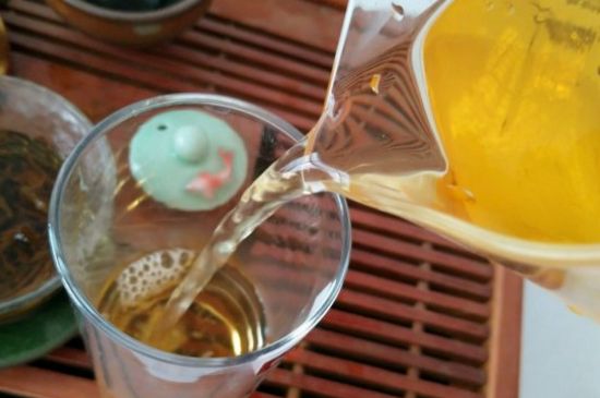 經(jīng)期喝紅茶有什么壞處，女性經(jīng)期可以喝紅茶嗎