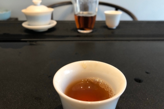 為什么喝巖茶會上火，巖茶喝多上火怎么辦？