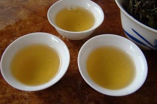 鴨屎香特點(diǎn)介紹，鳳凰單叢茶鴨屎香的口感和來歷