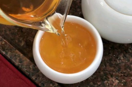 女人晚上喝紅茶好嗎，女人紅茶啥時候喝最好？