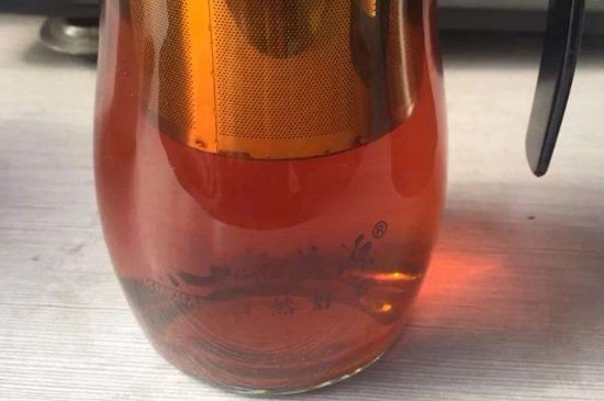 茯磚茶與普洱茶哪個(gè)好，茯茶和普洱茶口味區(qū)別